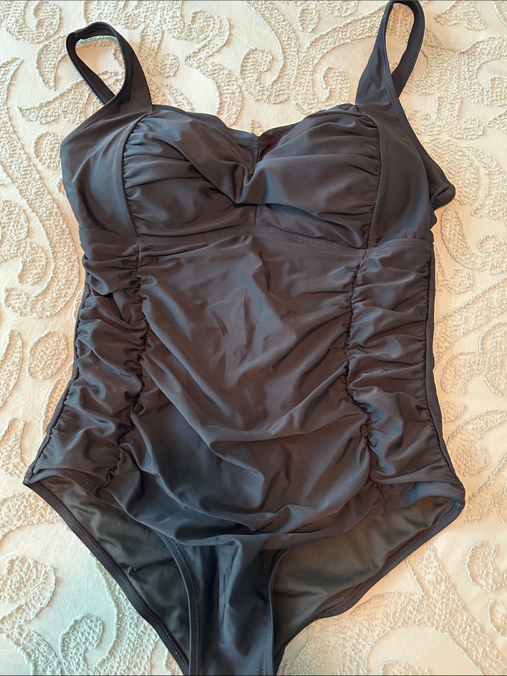 Aqua Eve classic black one piece suit